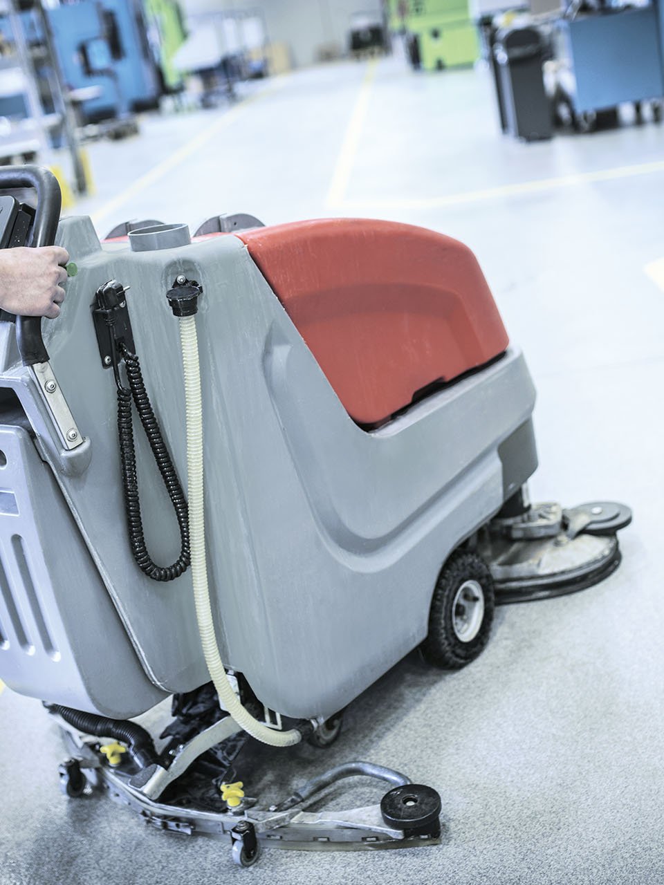 Machine cleans floor