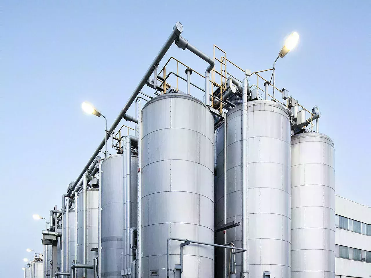 Oil tanks from BECHEM