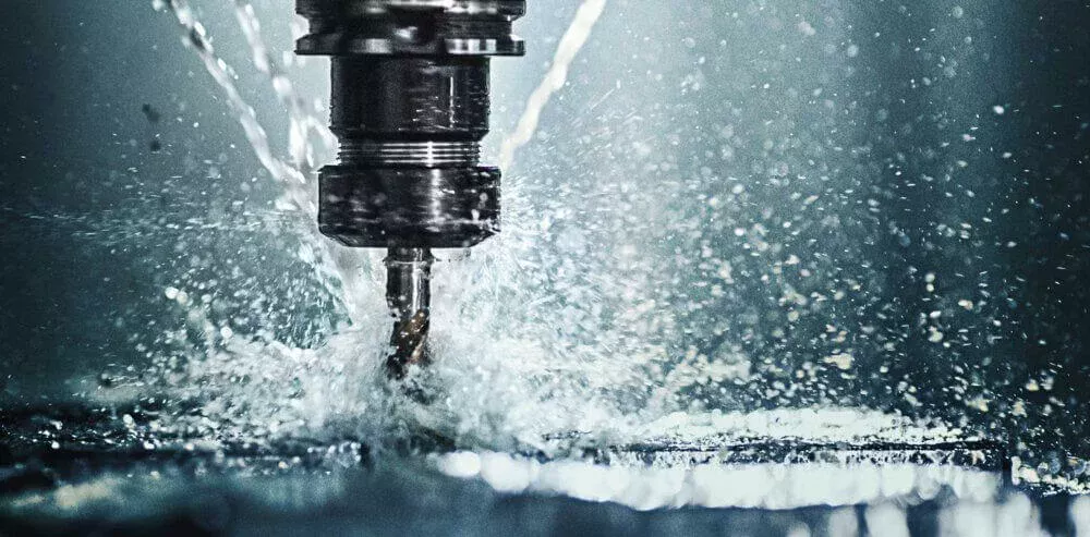 Water splashes when drilling metal 