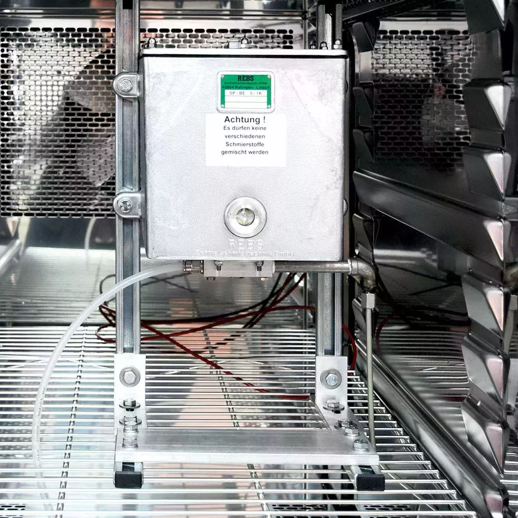 Test stand for wheel flange lubrication